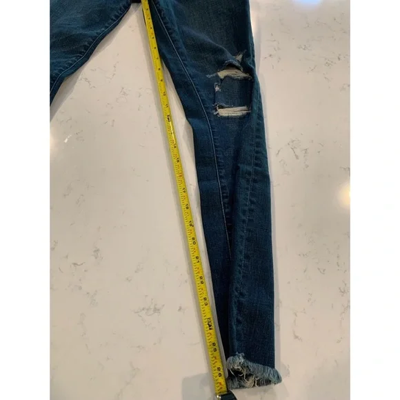 A&F Mid-Rise Super Skinny Distressed Jeans, Size 6 - Picture 8 of 8